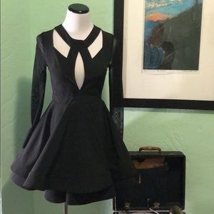 Cuuute Sexy Black Dress